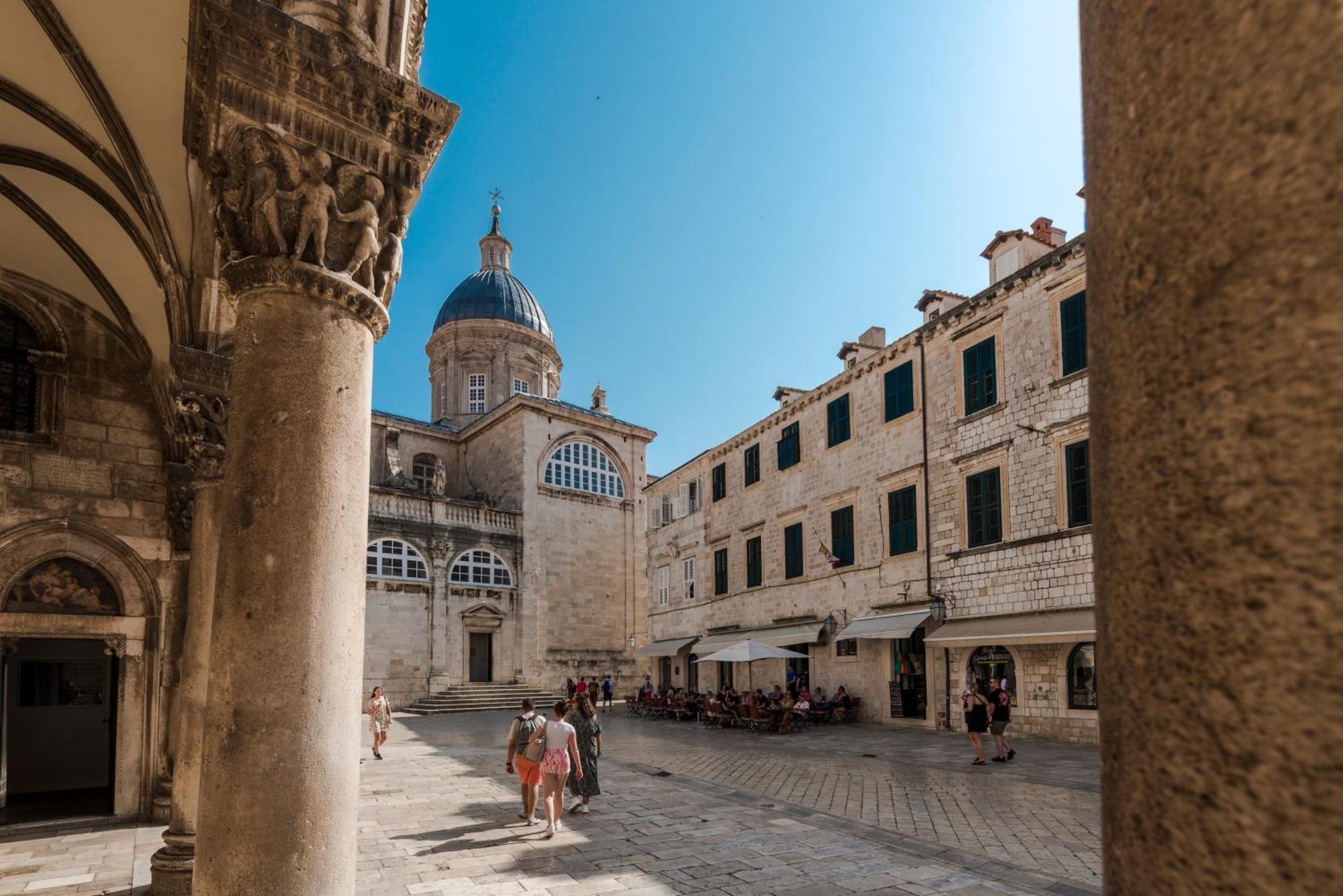 The Bassegli - Gozze Palace * Dubrovnik